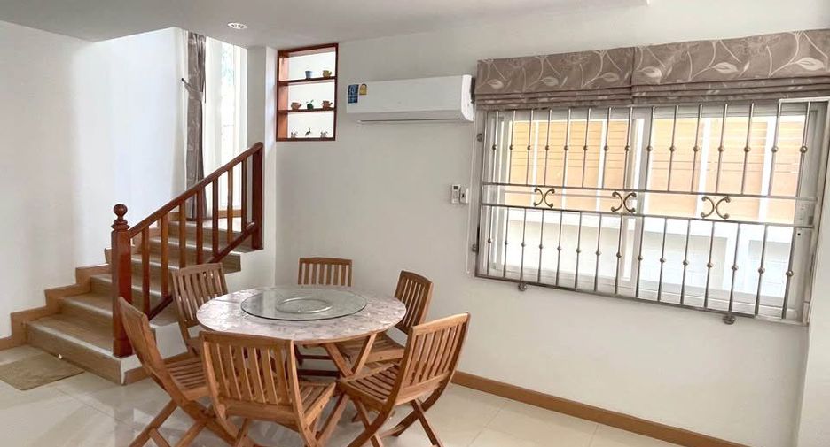 出租 和 出售 4 卧室 独立屋 在 San Sai, Chiang Mai