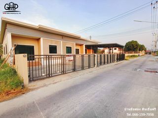 For sale 2 bed townhouse in Mueang Lop Buri, Lopburi
