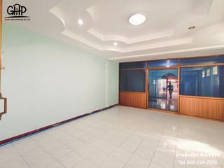 For sale 2 bed townhouse in Mueang Lop Buri, Lopburi