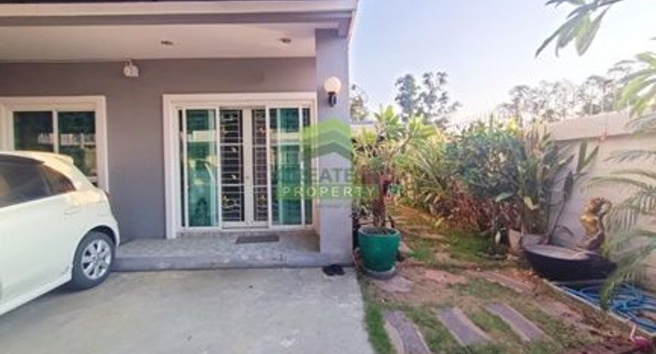 For sale 4 bedrooms townhouse in Nong Chok, Bangkok