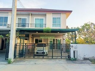 Продажа 4 спальни таунхаус в Нонг Чок, Бангкок