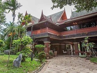 For sale 8 bed house in Mueang Rayong, Rayong