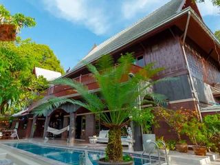 For sale 8 bed house in Mueang Rayong, Rayong