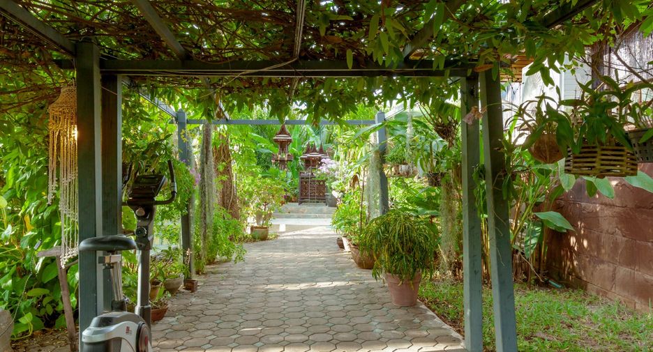 À vendre 8 chambres maison à Mueang Rayong, Rayong