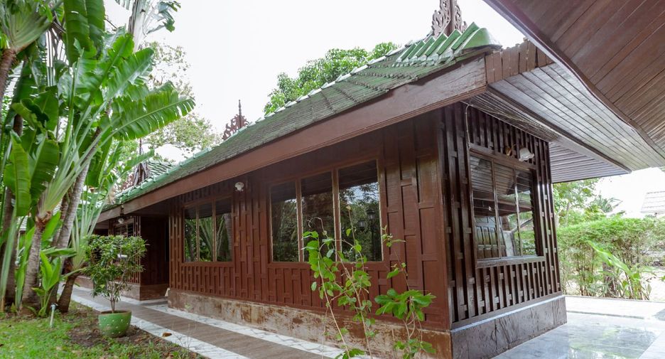 À vendre 8 chambres maison à Mueang Rayong, Rayong