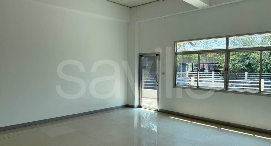 For rent warehouse in Mueang Samut Prakan, Samut Prakan