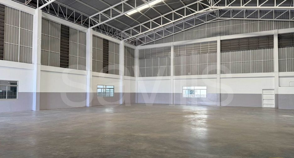 For rent warehouse in Mueang Samut Prakan, Samut Prakan