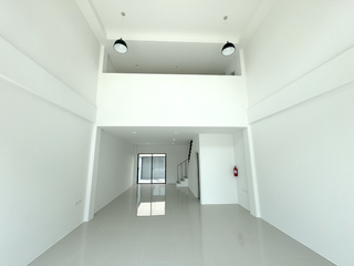 For rent 2 Beds office in Mueang Chiang Mai, Chiang Mai