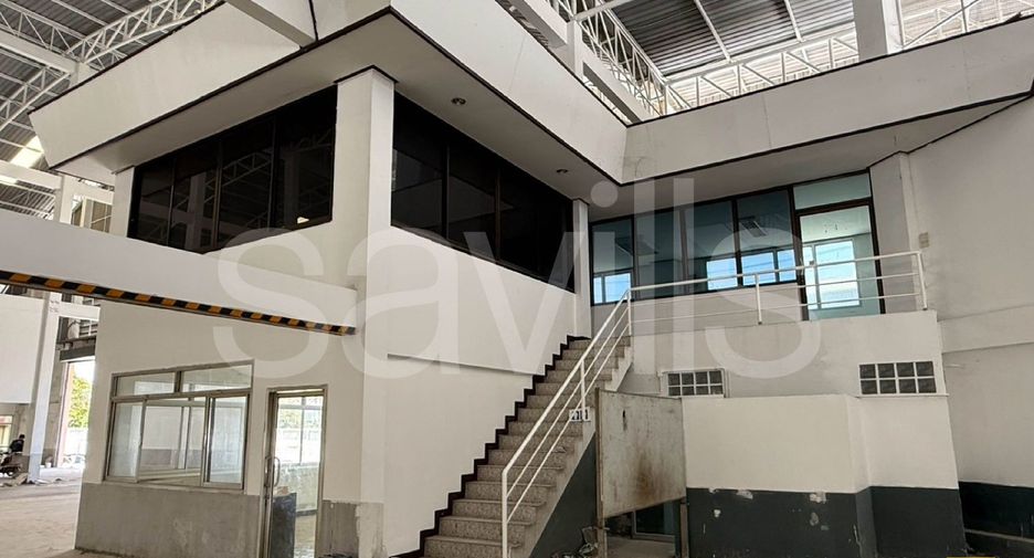 For rent warehouse in Mueang Samut Prakan, Samut Prakan