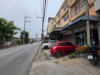 For sale retail Space in Krathum Baen, Samut Sakhon