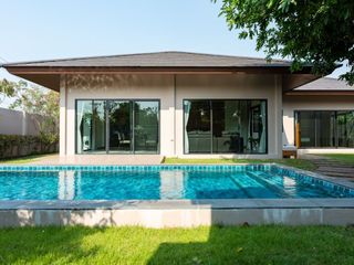 For rent and for sale 2 bed villa in Bang Lamung, Chonburi