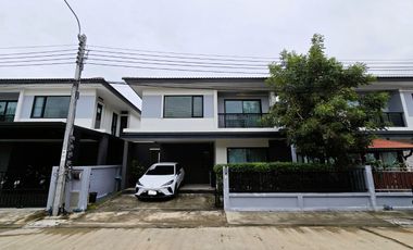 Haus zum Kauf mit 3 Zimmer in Bang Bo, Samut Prakan