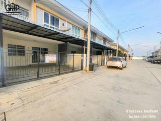 For sale 3 Beds townhouse in Kamphaeng Saen, Nakhon Pathom