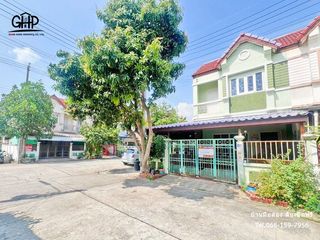 For sale 2 bed townhouse in Lam Luk Ka, Pathum Thani
