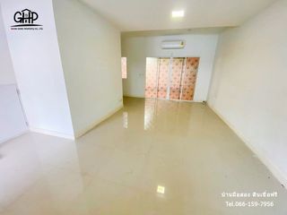 For sale 3 bed townhouse in Mueang Nonthaburi, Nonthaburi