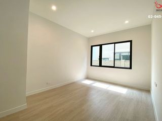 For sale 4 Beds house in Sathon, Bangkok