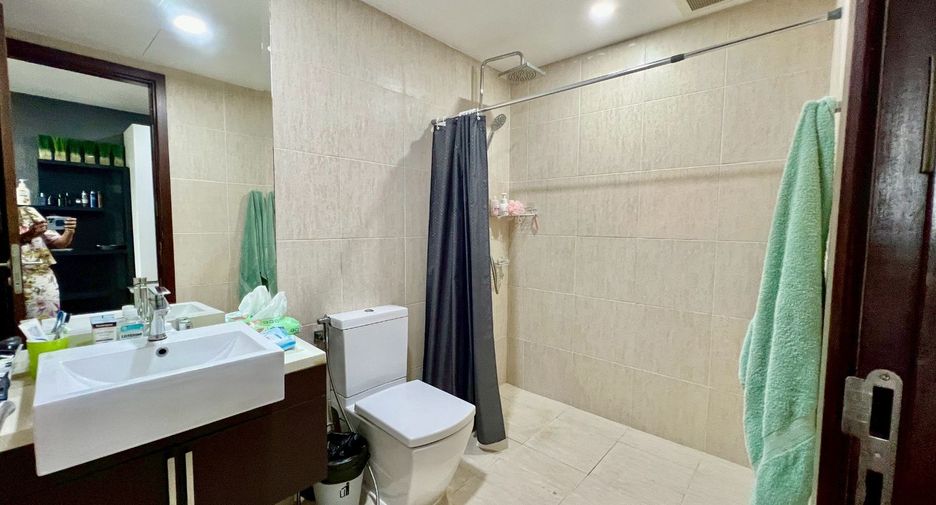 For rent and for sale 2 bedrooms condo in Bang Lamung, Chonburi