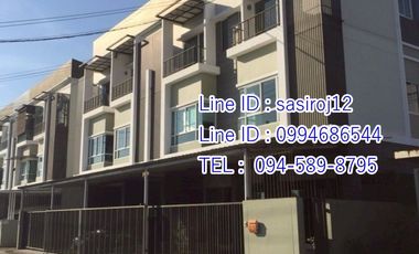 For rent 3 Beds townhouse in Saphan Sung, Bangkok