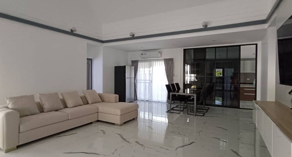 For rent and for sale 3 bedrooms villa in Bang Lamung, Chonburi
