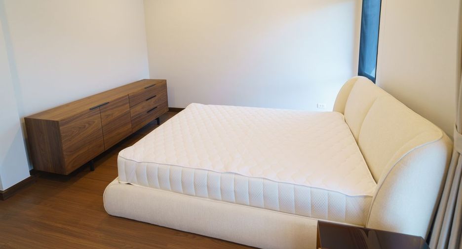For rent 4 bedrooms house in Bang Phli, Samut Prakan