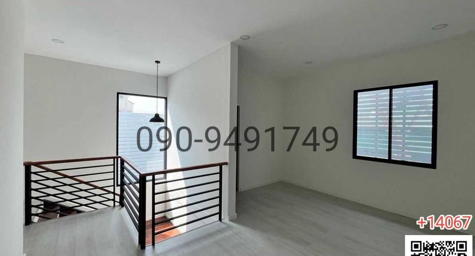 For rent 4 bedrooms house in Bang Khae, Bangkok
