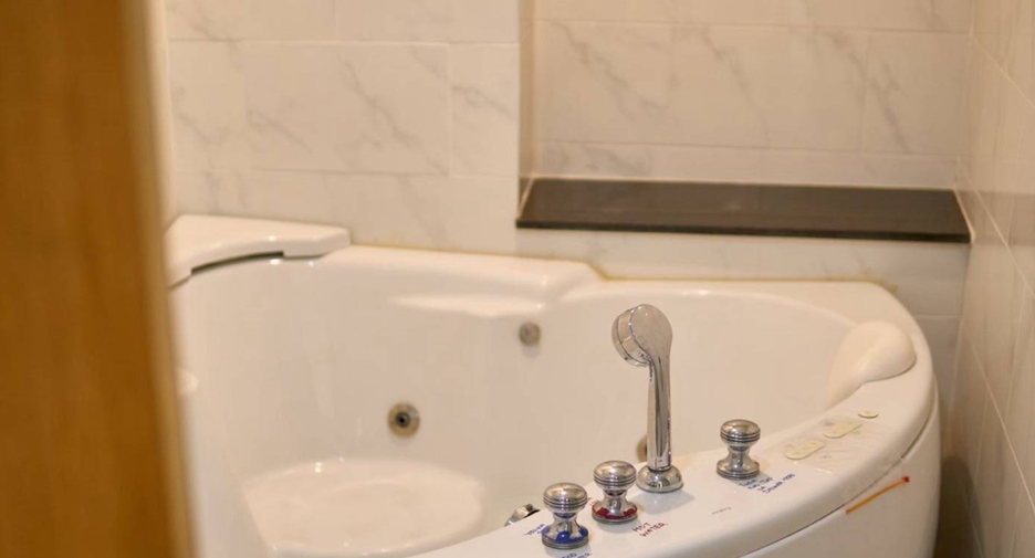 For sale 1 bed condo in Mueang Chiang Mai, Chiang Mai