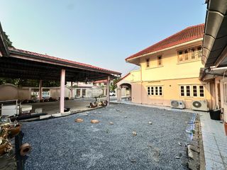 For rent そして for sale 4 Beds house in Khan Na Yao, Bangkok