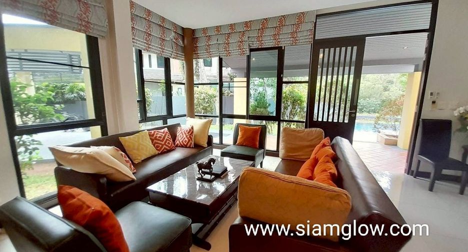 For rent and for sale 4 bedrooms villa in Bang Lamung, Chonburi
