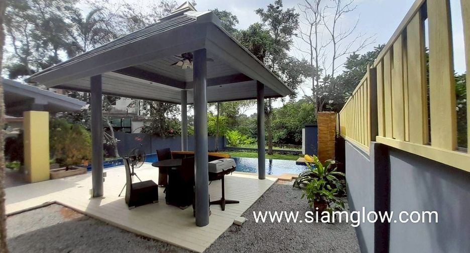 For rent and for sale 4 bedrooms villa in Bang Lamung, Chonburi