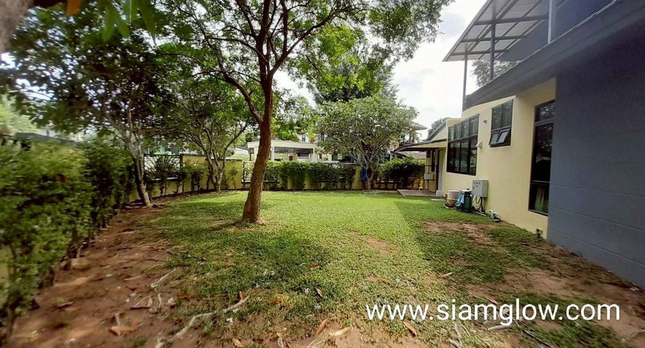 For rent and for sale 4 bedrooms villa in Bang Lamung, Chonburi