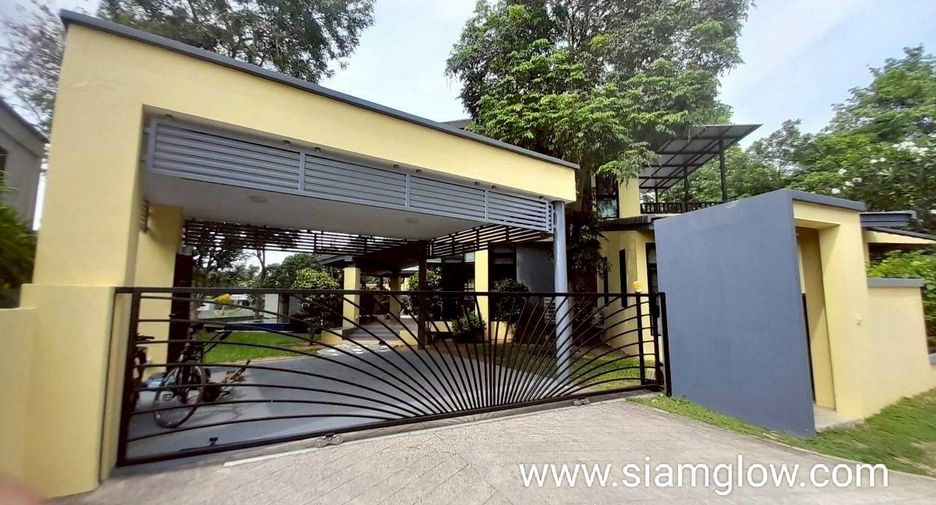 For rent and for sale 4 bedrooms villa in Bang Lamung, Chonburi