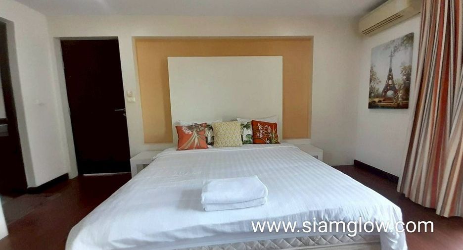 For rent and for sale 4 bedrooms villa in Bang Lamung, Chonburi