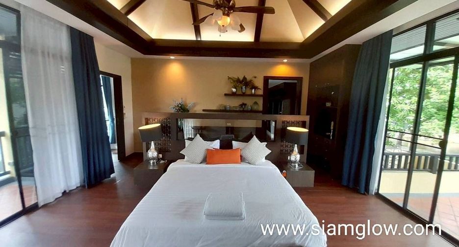 For rent and for sale 4 bedrooms villa in Bang Lamung, Chonburi