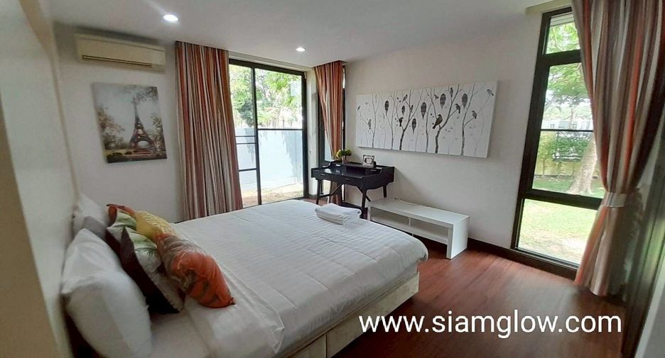 For rent and for sale 4 bedrooms villa in Bang Lamung, Chonburi