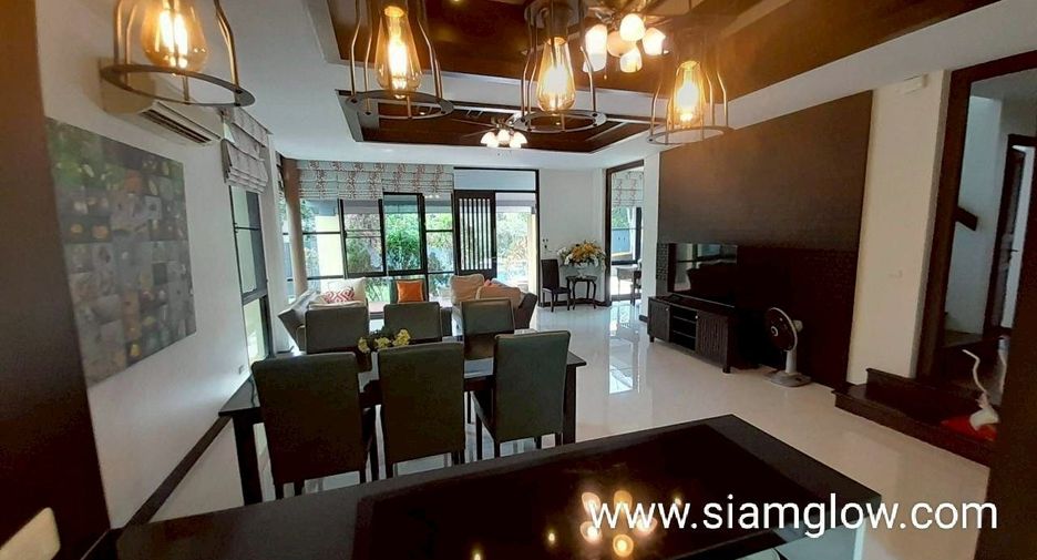 For rent and for sale 4 bedrooms villa in Bang Lamung, Chonburi