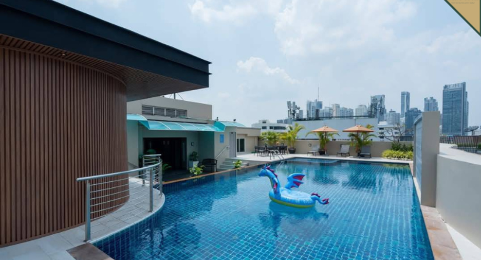 Wohnung zur Miete mit 3 Zimmer in Khlong Toei, Bangkok