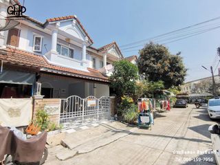 For sale 3 bed townhouse in Mueang Samut Sakhon, Samut Sakhon