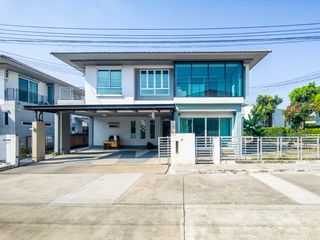 For sale 4 bed house in Mueang Pathum Thani, Pathum Thani