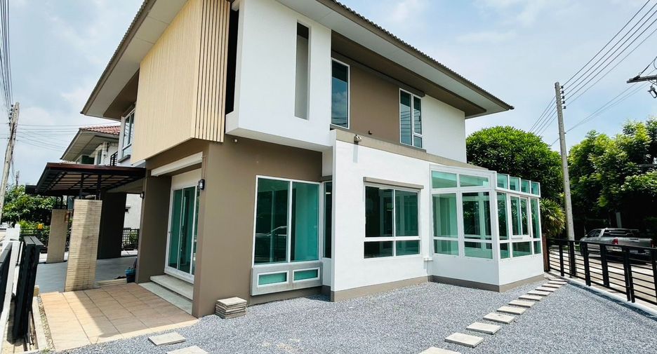 Casa en venta de 4 habitaciones en Mueang Pathum Thani, Pathum Thani
