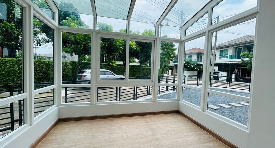 Casa en venta de 4 habitaciones en Mueang Pathum Thani, Pathum Thani