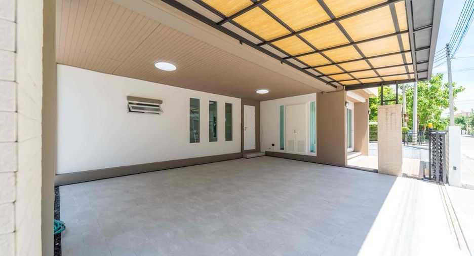Casa en venta de 4 habitaciones en Mueang Pathum Thani, Pathum Thani