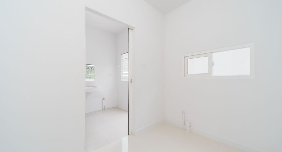 For sale 3 ベッドルーム house in Bang Sao Thong, Samut Prakan