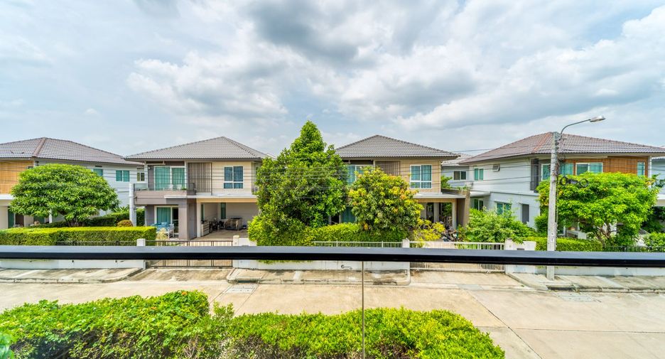 For sale 3 ベッドルーム house in Bang Sao Thong, Samut Prakan