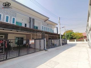 For sale 3 bed townhouse in Mueang Lop Buri, Lopburi