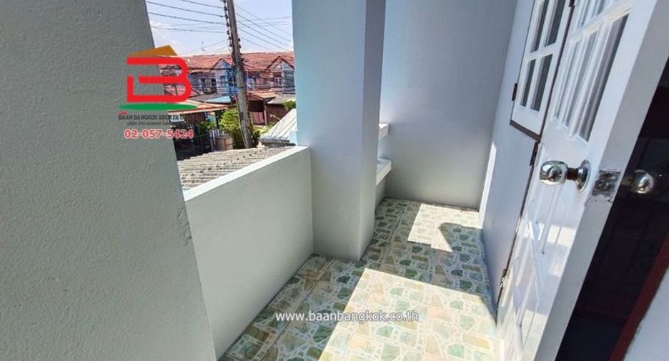 For sale 2 bedrooms townhouse in Thanyaburi, Pathum Thani
