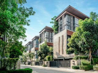 For rent そして for sale 4 Beds house in Yan Nawa, Bangkok