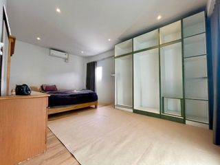For sale 4 Beds house in Phra Khanong, Bangkok