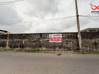 For sale land in Yan Nawa, Bangkok
