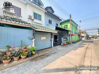 For sale 3 bed townhouse in Thanyaburi, Pathum Thani