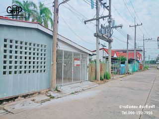 For sale 3 bed townhouse in Mueang Sing Buri, Sing Buri
